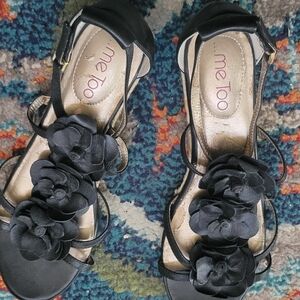 Me Too Black Floral Sandals